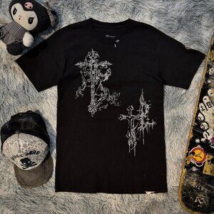 Gothic Cross Graphic Tee Black